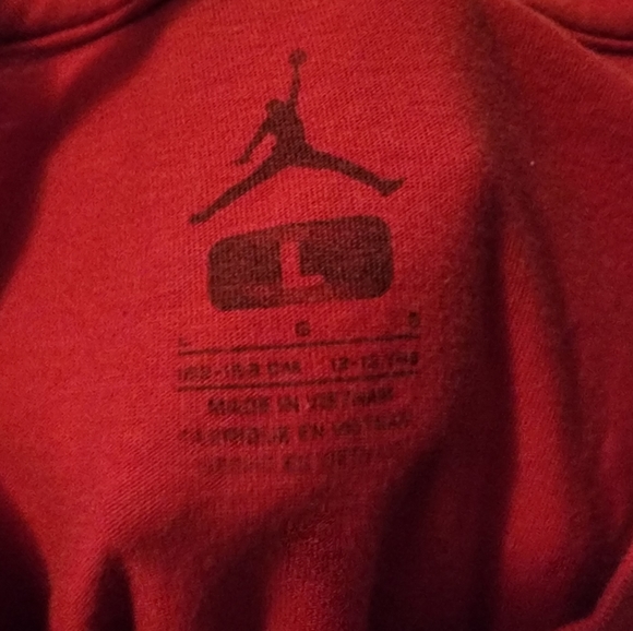 Boys Red Jordan T-shirt - Picture 4 of 4